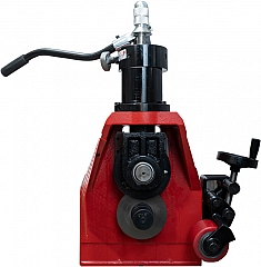 Рабочая зона желобонакатного станка Voll V-Groover 1-12 Рабочая зона желобонакатного станка Voll V-Groover 1-12